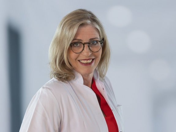Dr. med. Beatrix Hausser