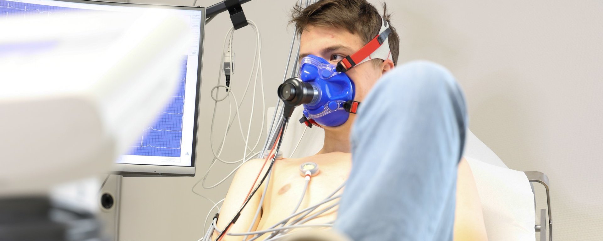 Patient mit Atemmaske